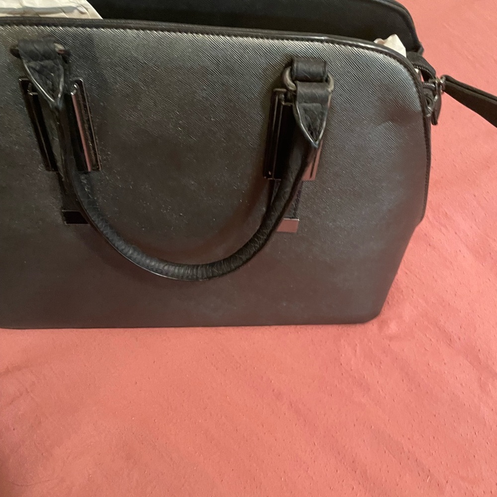 Handbag - Picture 4 of 4